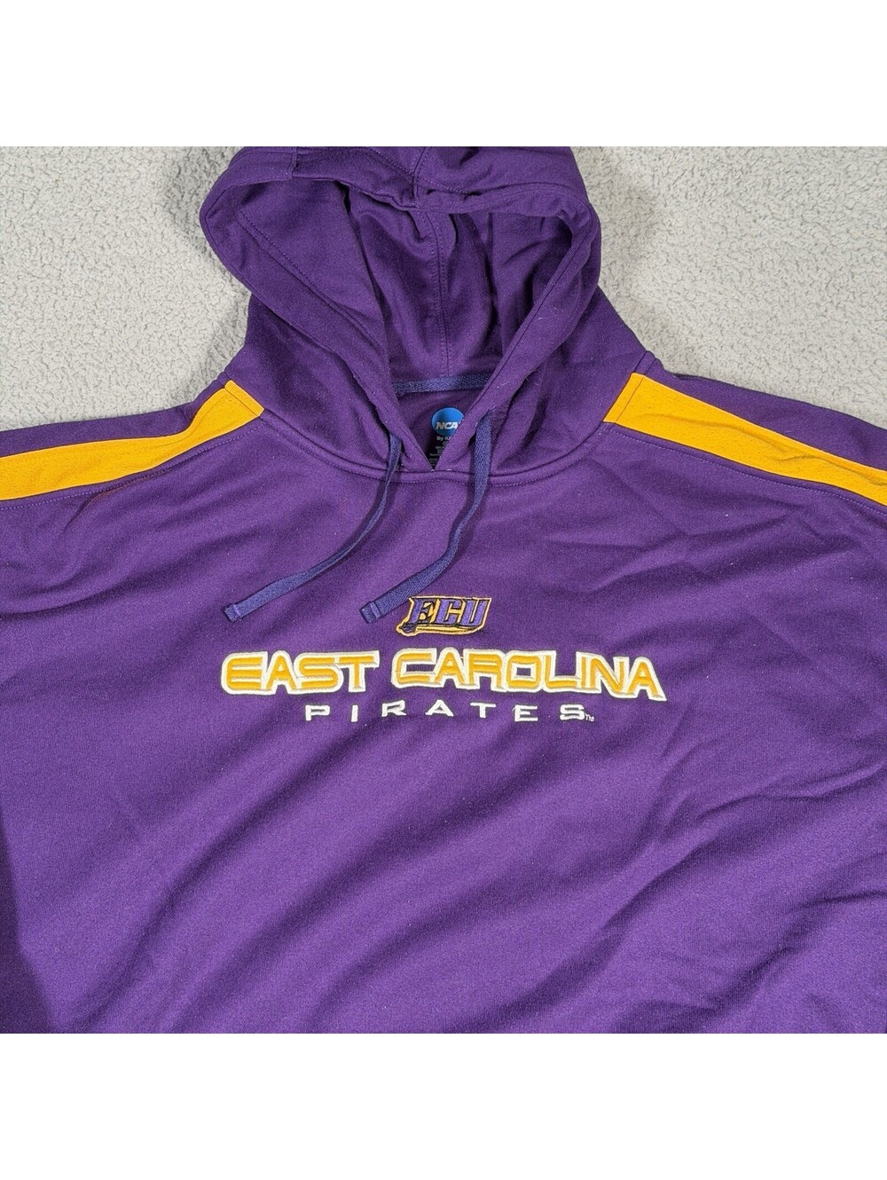 ECU East Carolina Pirates Size XL Hoodie